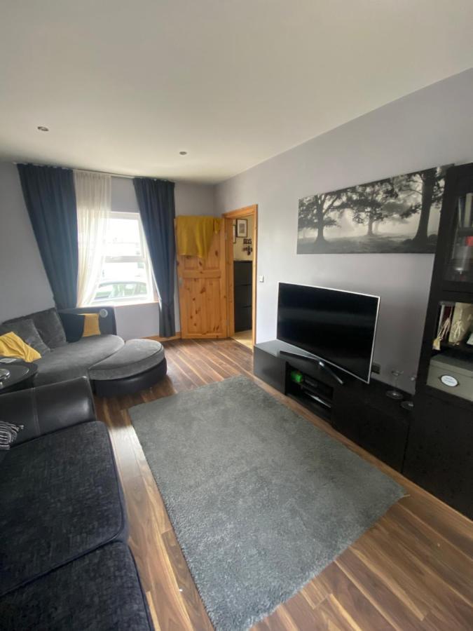 Town Villa With Charming Garden, Bbq Area & Sleeps 6 Cashel  Kültér fotó