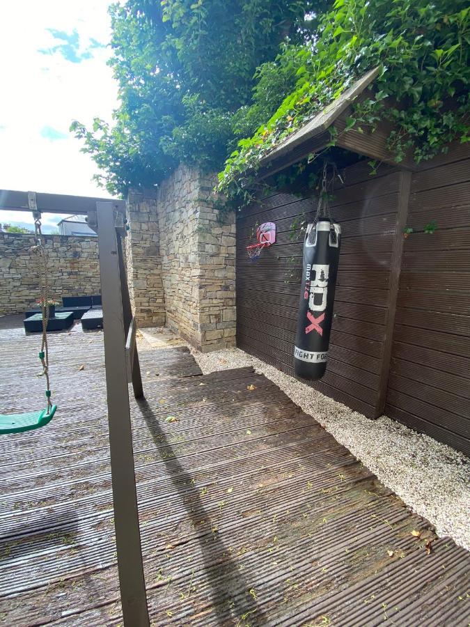 Town Villa With Charming Garden, Bbq Area & Sleeps 6 Cashel  Kültér fotó
